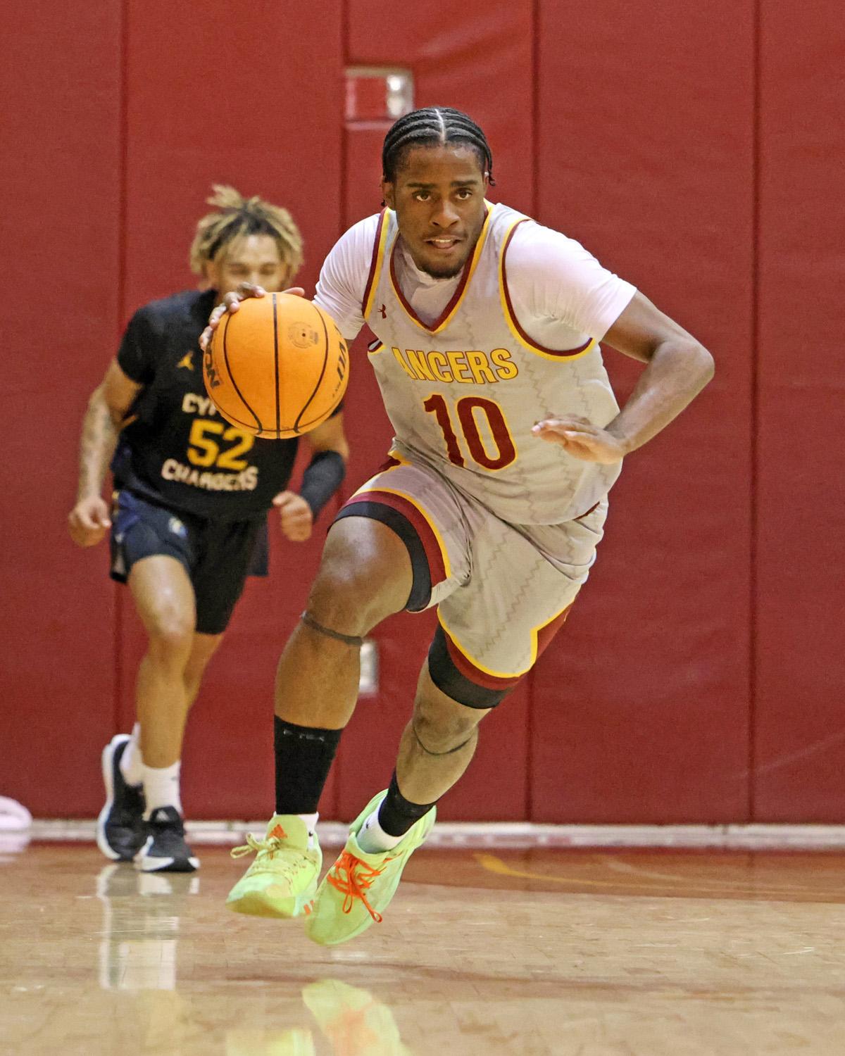 Barry Knight put up 20 points on Friday night.