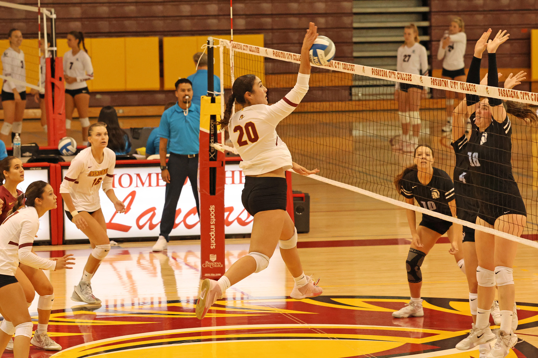 Itzel Aguayo was one of the team's big performers at the SBCC Quad (photo by Richard Quinton).