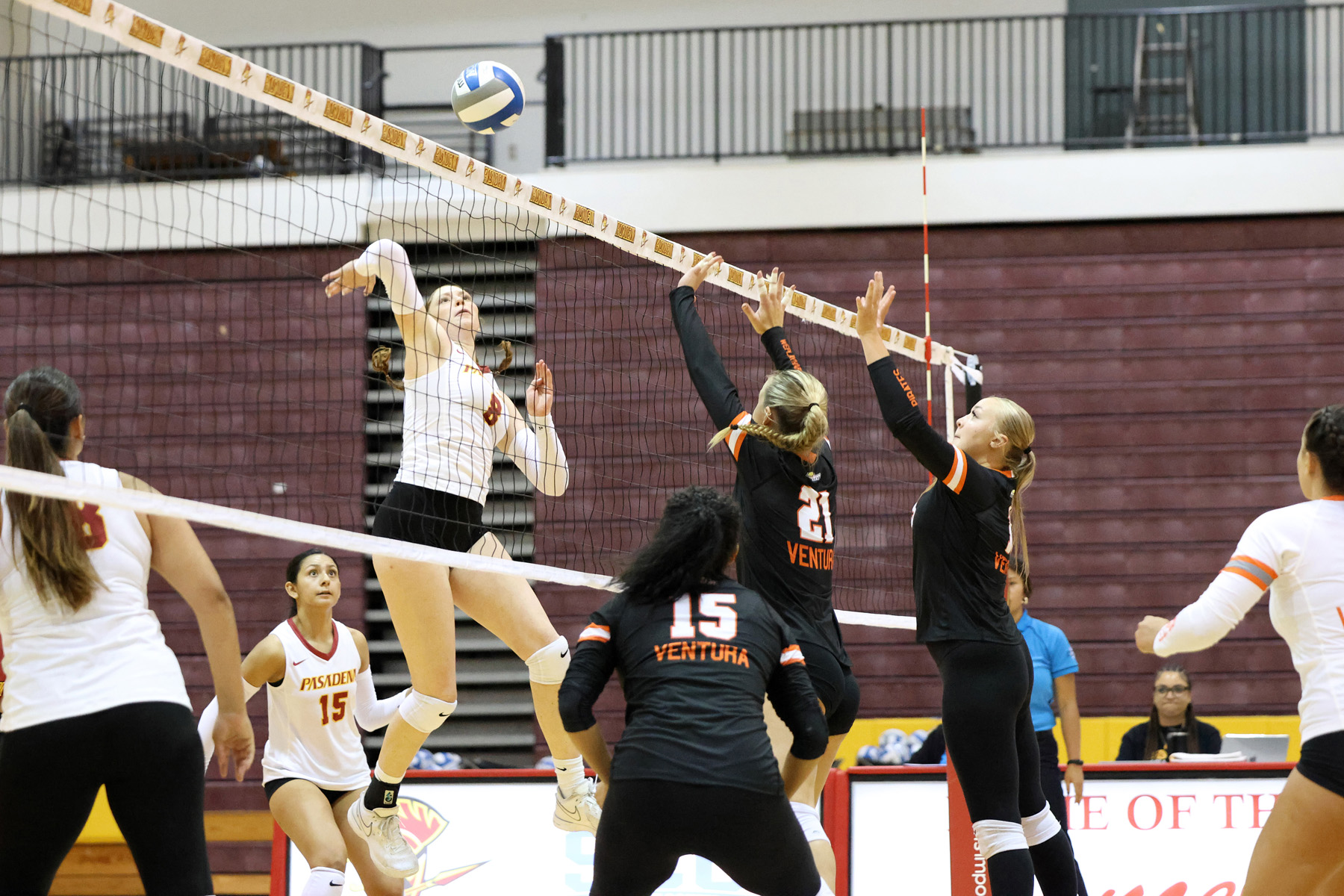 Savannah Curtis belts a kill in Wednesday's win (photo/gallery by Richard Quinton).