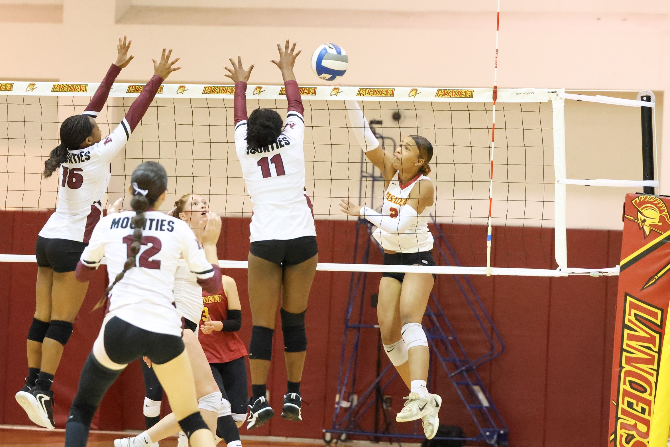 Payton Scott makes the attack on Wednesday (photo by Richard Quinton).